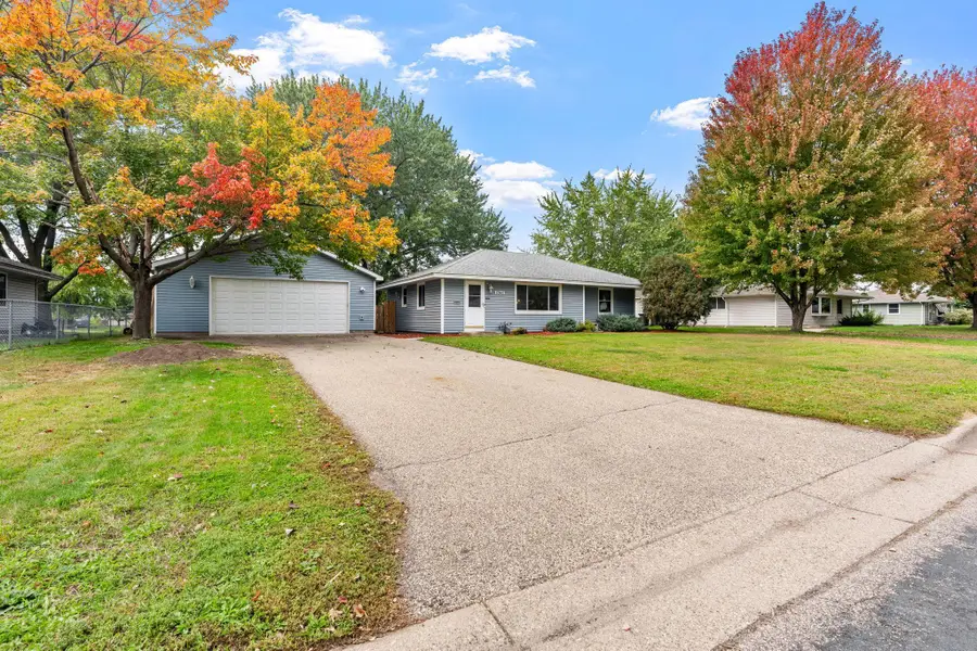 8940 Columbus Avenue S, Bloomington, MN 55420 - #2