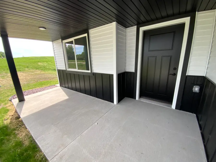 7 Cottonwood Lake Boulevard, Windom, MN 56101 - #3