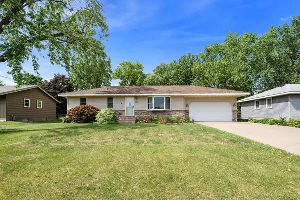 625 119th Avenue Ne, Blaine, MN 55434