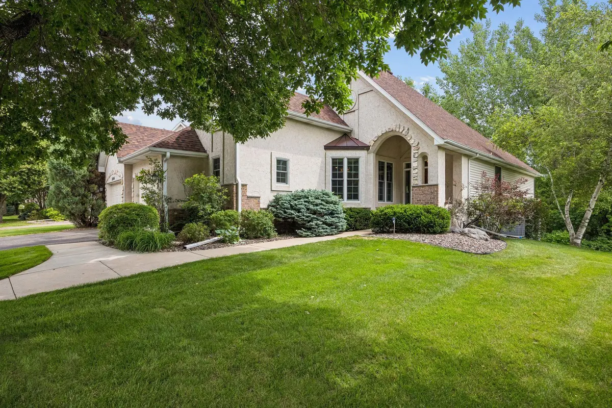 18464 Farmstead Circle, Eden Prairie, MN 55347 - #1