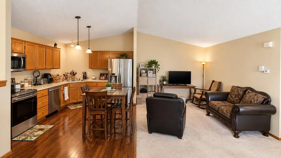 11109 Frankfort Parkway Ne, Saint Michael, MN 55376 - #2