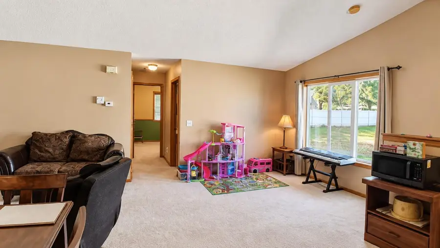 11109 Frankfort Parkway Ne, Saint Michael, MN 55376 - #3