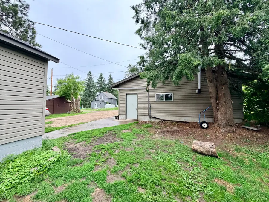 206 Gunn Street, Coleraine, MN 55722 - #2