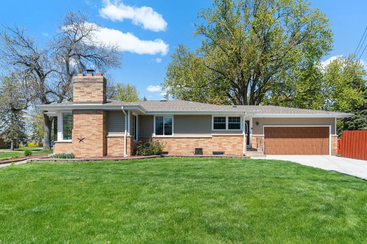 4600 France Avenue N, Robbinsdale, MN 55422 - #1