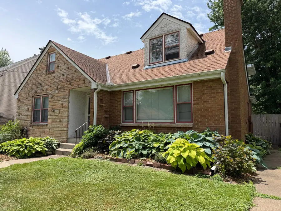 1065 Stryker Avenue, West Saint Paul, MN 55118 - #2