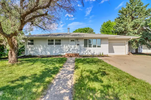 2313 9th Street S, Fargo, ND 58103