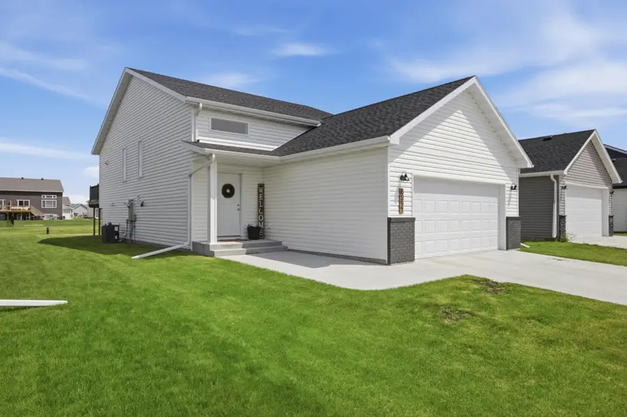 6321 Saint Ann Avenue, Horace, ND 58047 - #3