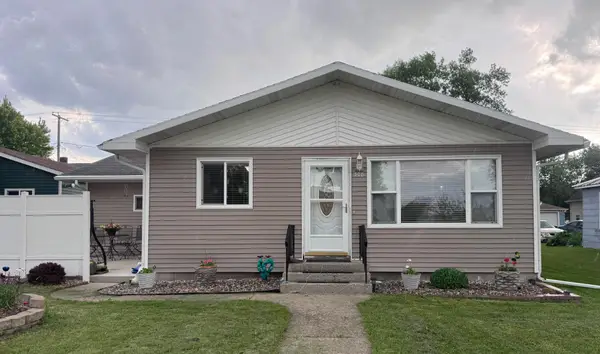 308 Oak Street, Lisbon, ND 58054