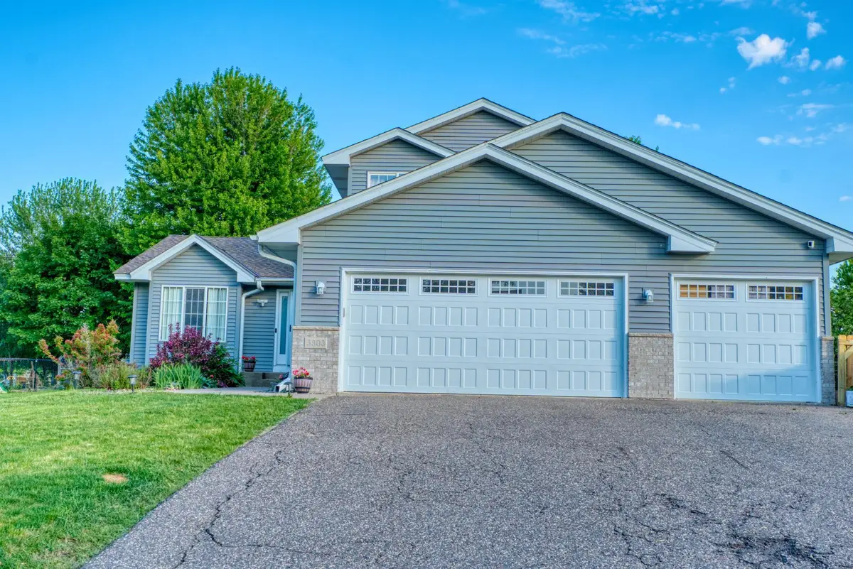3803 Globe Flower Circle N #1, Minneapolis, MN 55443 - #1