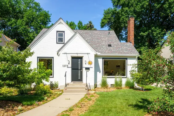 1373 Avon Street N, Saint Paul, MN 55117