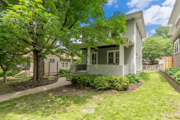 2041 Princeton Avenue, Saint Paul, MN 55105