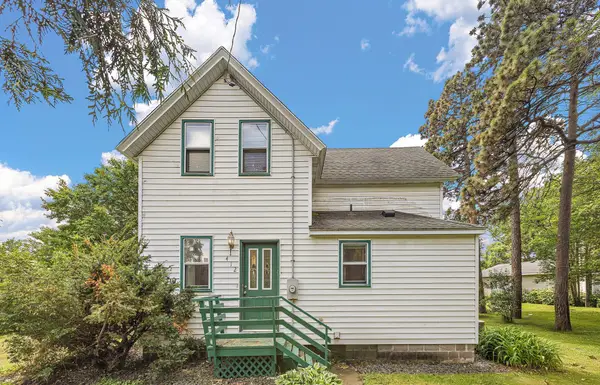 412 Oak Avenue Se, Montgomery, MN 56069