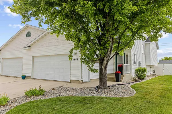 1646 19th Avenue E, West Fargo, ND 58078