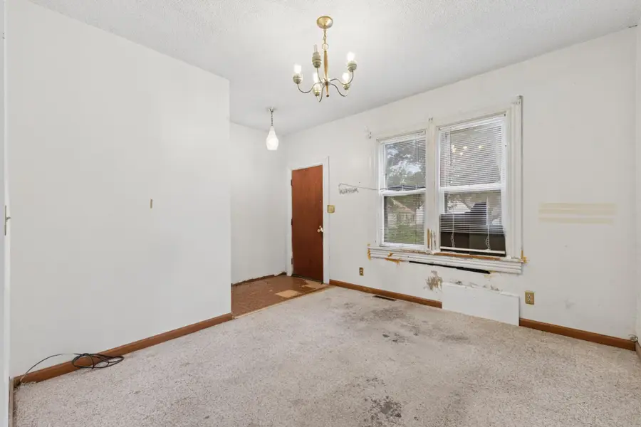 1087 Matilda Street, Saint Paul, MN 55117 - #2