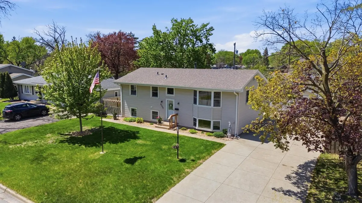 9306 Oakland Avenue S, Bloomington, MN 55420 - #1