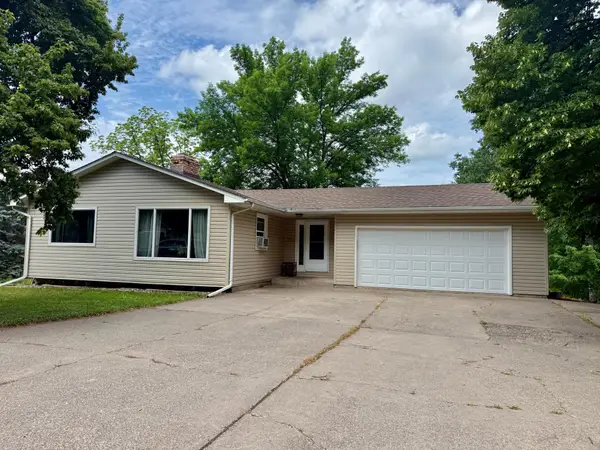 911 2nd Avenue S, Buffalo, MN 55313