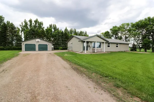 1320 9th Avenue Ne, Thompson, ND 58278