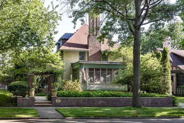 670 Goodrich Avenue, Saint Paul, MN 55105
