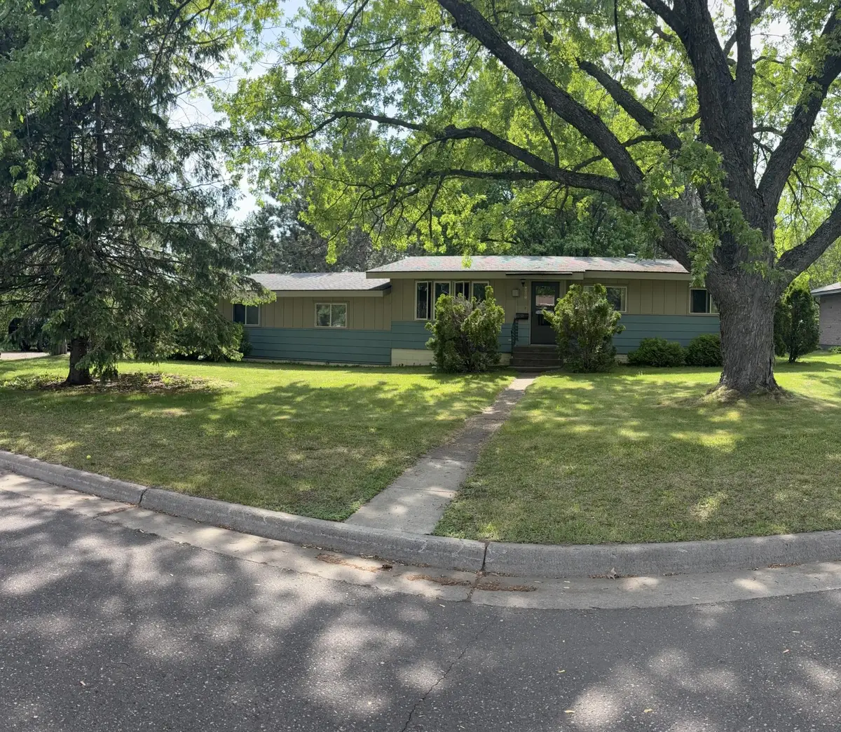 919 8th Street, Cloquet, MN 55720 - #1