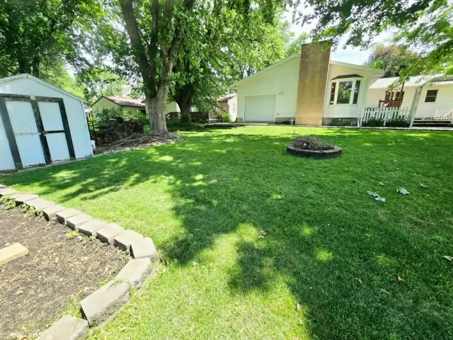 1204 8th Street Se, Waseca, MN 56093 - #2