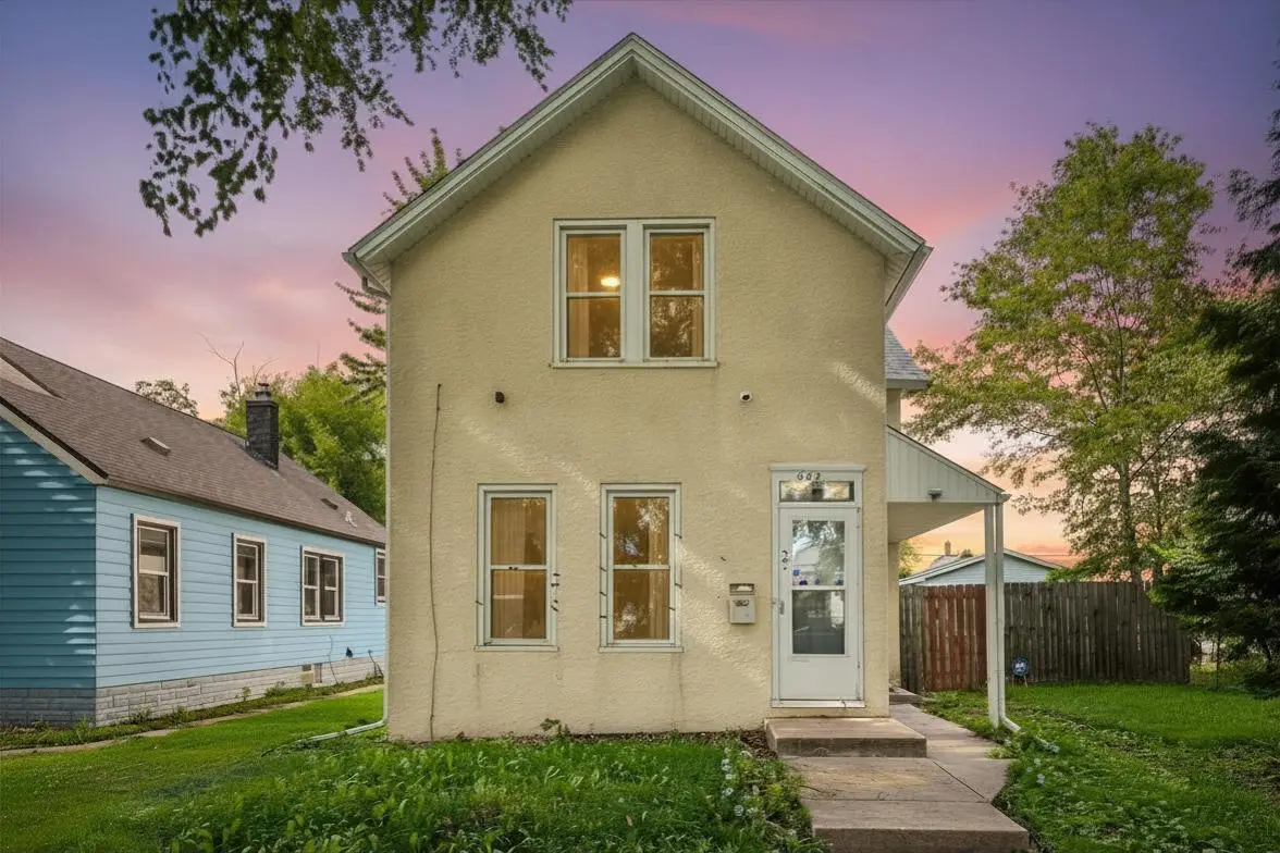 663 Van Buren Avenue, Saint Paul, MN 55104 - #1