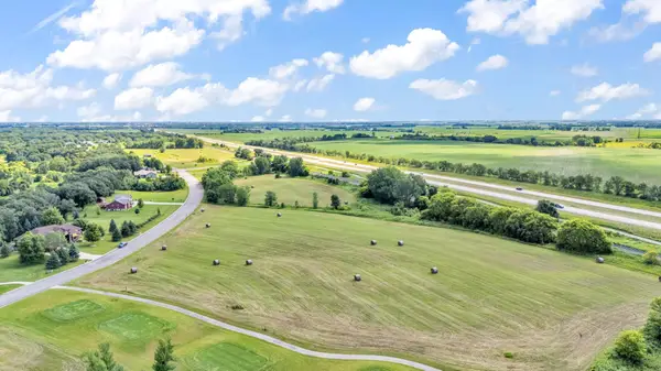 102 Savannah Heights Boulevard, Lynd, MN 56157