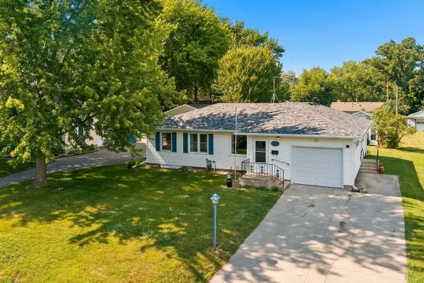 576 South Street, Owatonna, MN 55060