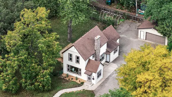 7418 Edgebrook Drive, Saint Louis Park, MN 55426
