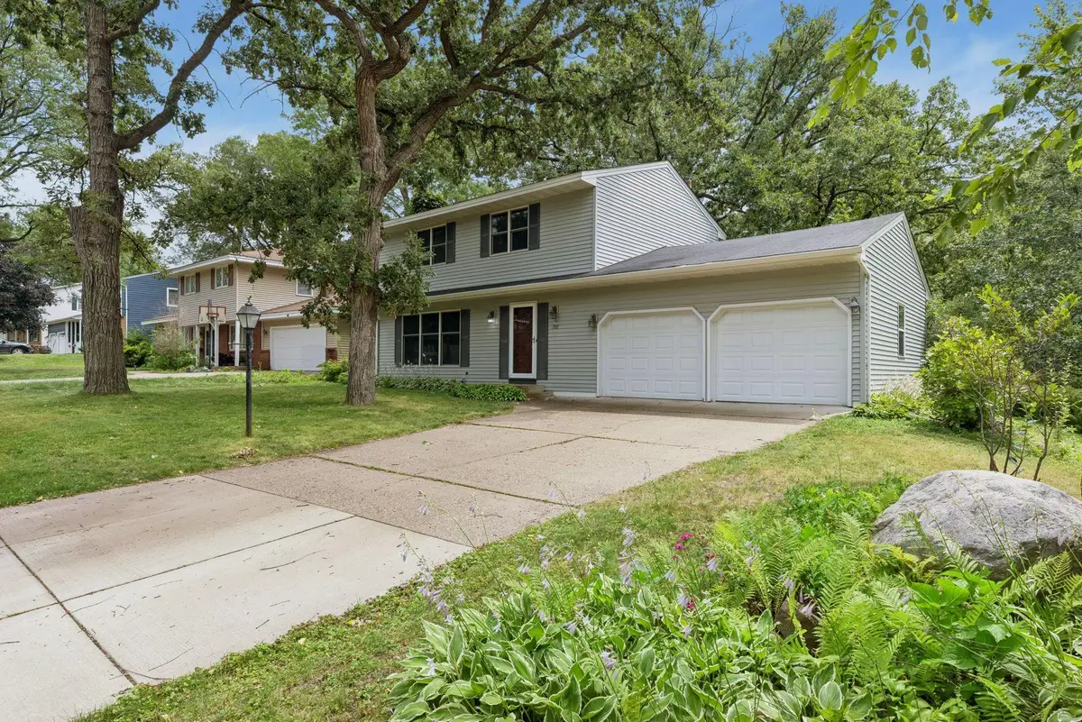 7117 Steepleview Road, Woodbury, MN 55125 - #1