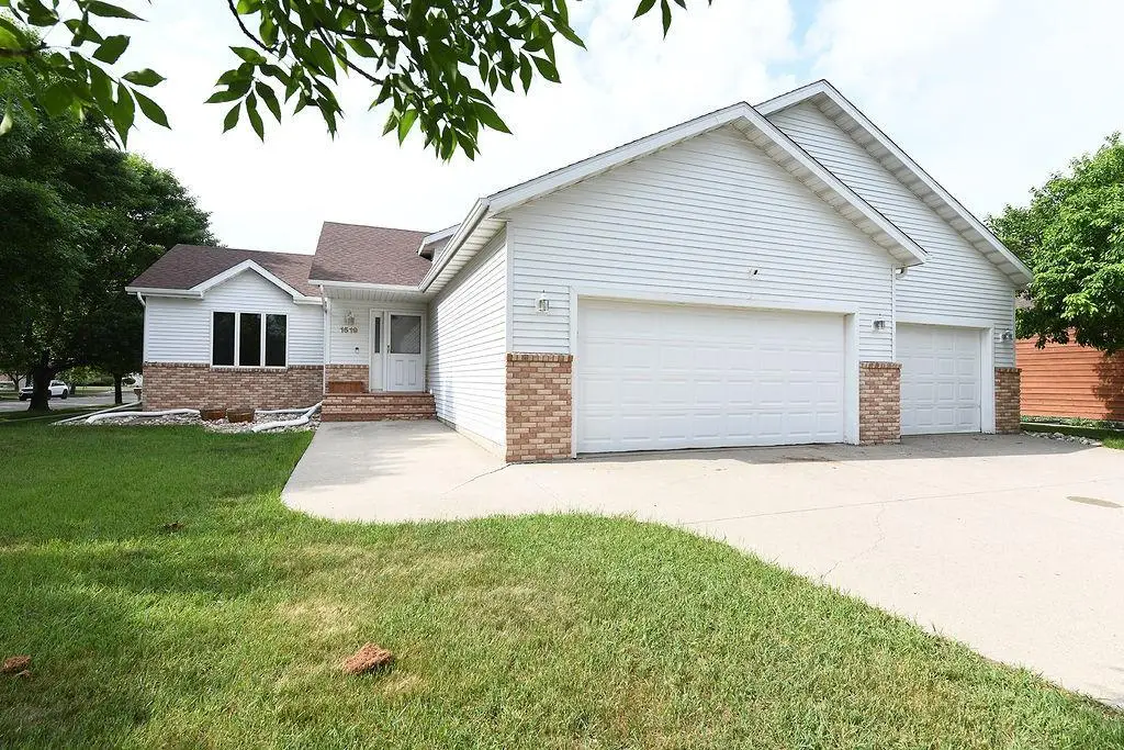 1519 Maple Lane, West Fargo, ND 58078 - #1
