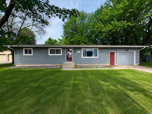 18 20th Avenue Nw, Faribault, MN 55021