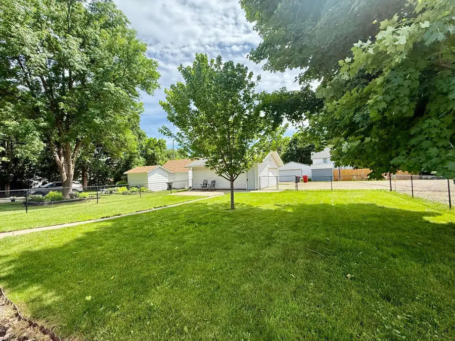1111 Cedar Street, Alexandria, MN 56308 - #3