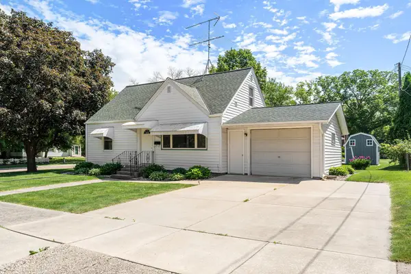 227 5th Avenue Ne, Faribault, MN 55021