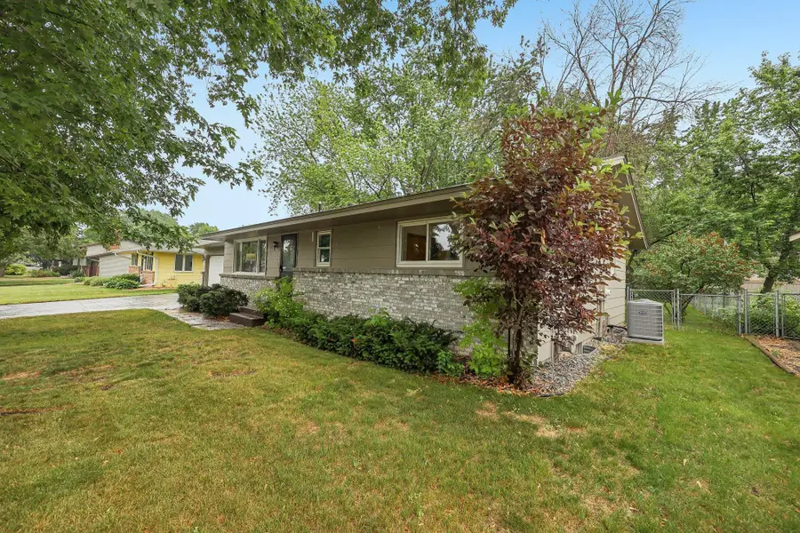 10121 96th Place N, Osseo, MN 55369 - #2
