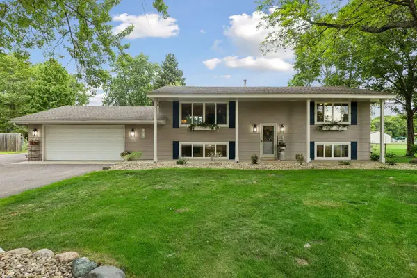 7616 113 1/2 Avenue N, Champlin, MN 55316