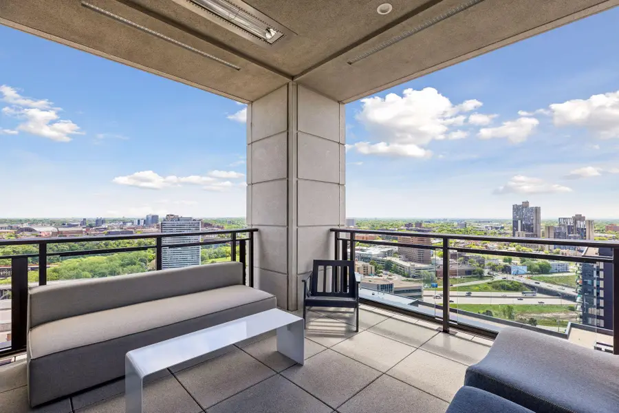 1111 W River Parkway #23D, Minneapolis, MN 55415 - #3
