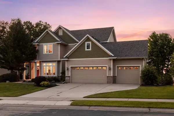 8595 Moraine Drive, Shakopee, MN 55379