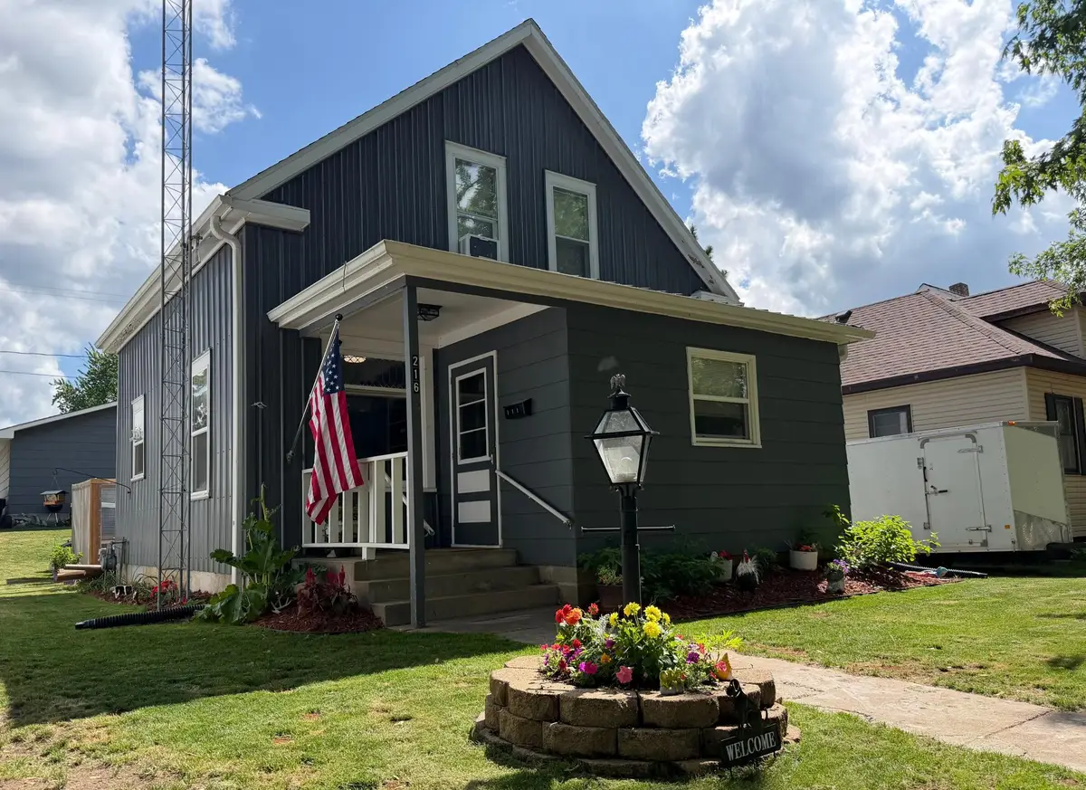 216 2nd Street Nw, Crosby, MN 56441 - #1