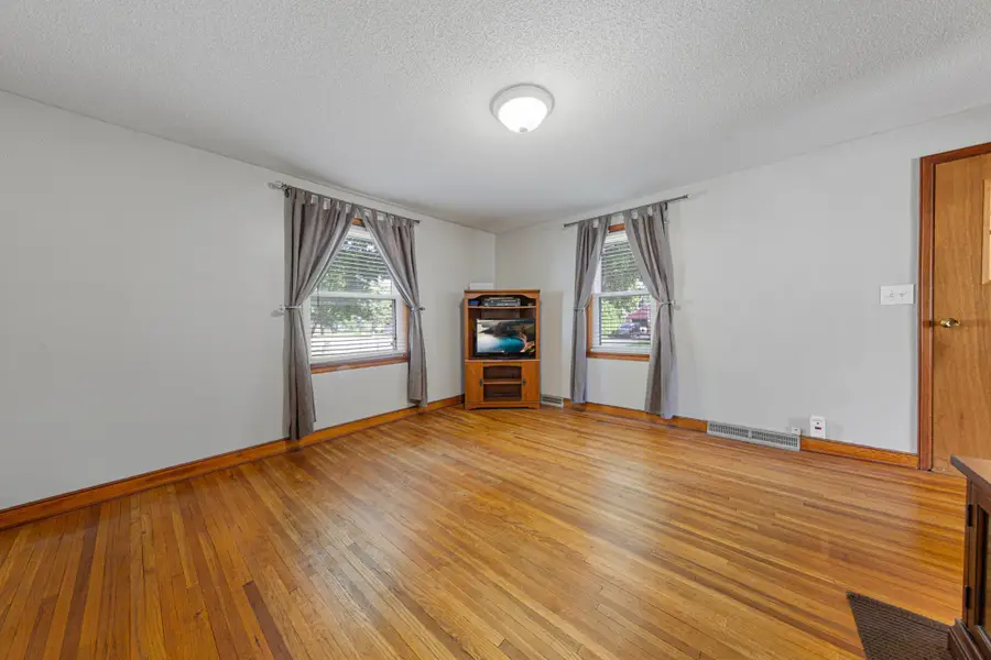 330 Lake Street W, Waterville, MN 56096 - #3