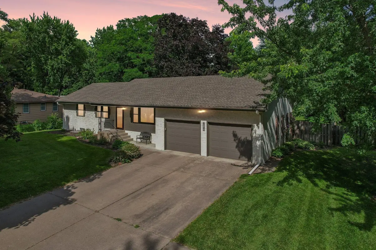 8727 Baltimore Street Ne, Blaine, MN 55449 - #1