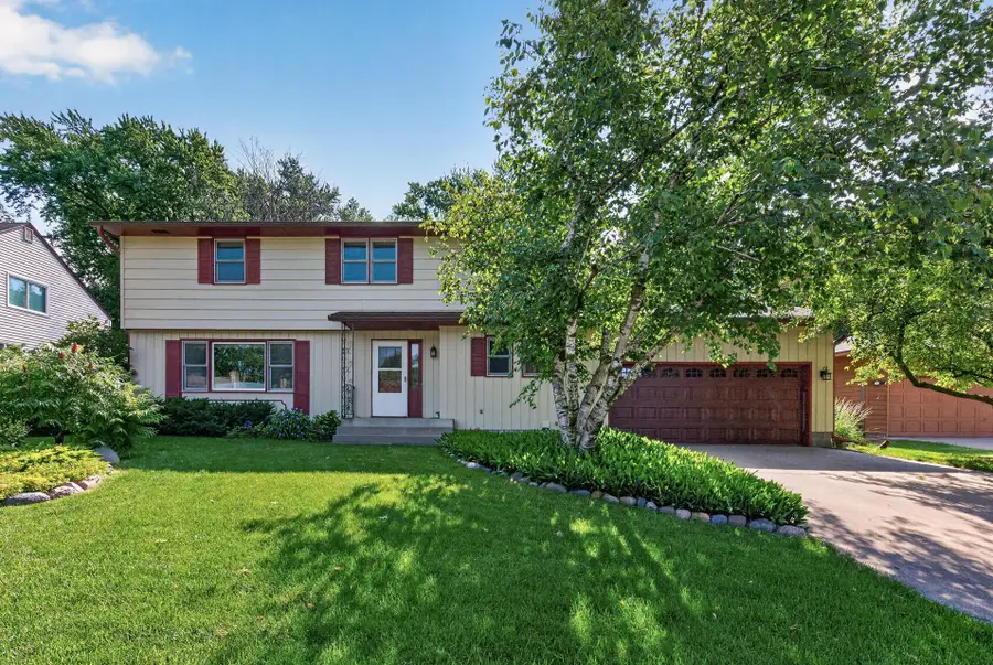 2818 1st Street N, Saint Paul, MN 55109 - #2