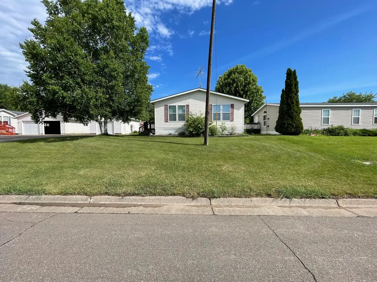 708 1st Street E, Milaca, MN 56353 - #1