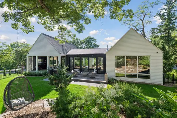 1058 E Circle Drive, Wayzata, MN 55391
