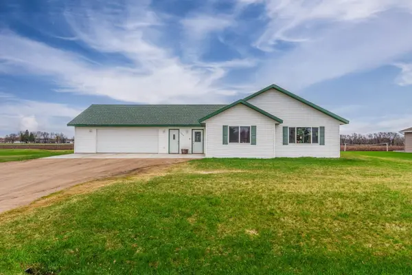 206 Lincoln Avenue E, Ulen, MN 56585