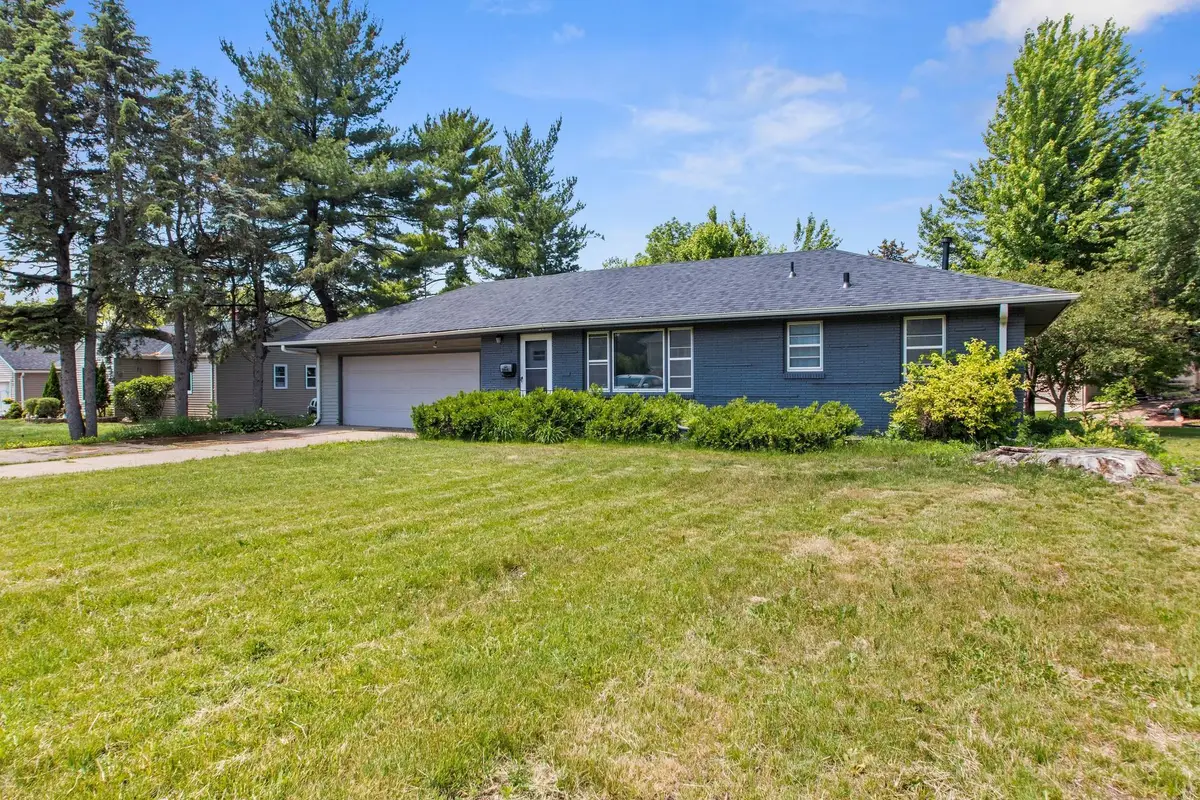 3815 Douglas Drive N, Crystal, MN 55422 - #1