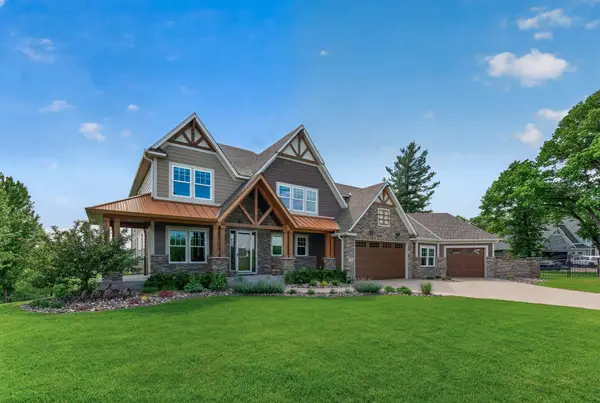 16380 Juniper Street Nw, Andover, MN 55304