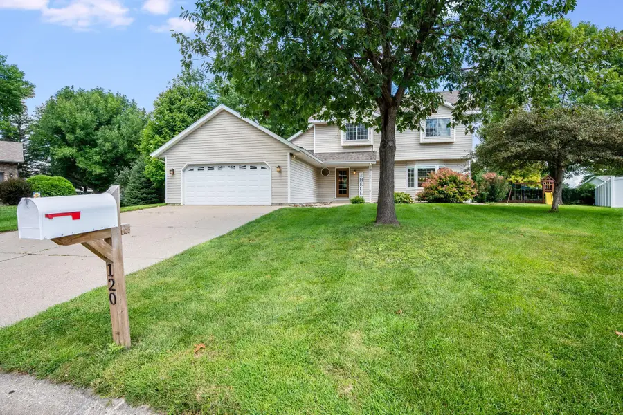 120 Chaucer Court, Mankato, MN 56001 - #2