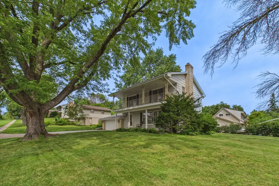 9100 34 1/2 Avenue N, New Hope, MN 55427 - #2