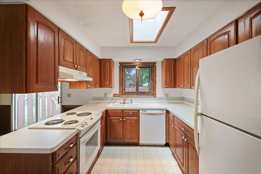 13009 Lakeview Drive, Burnsville, MN 55337 - #3