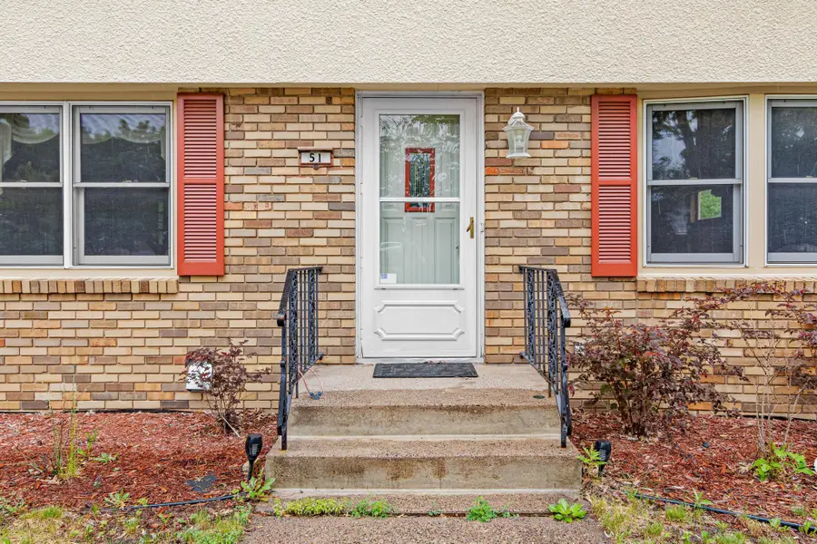 51 Luella Street S, Saint Paul, MN 55119 - #2